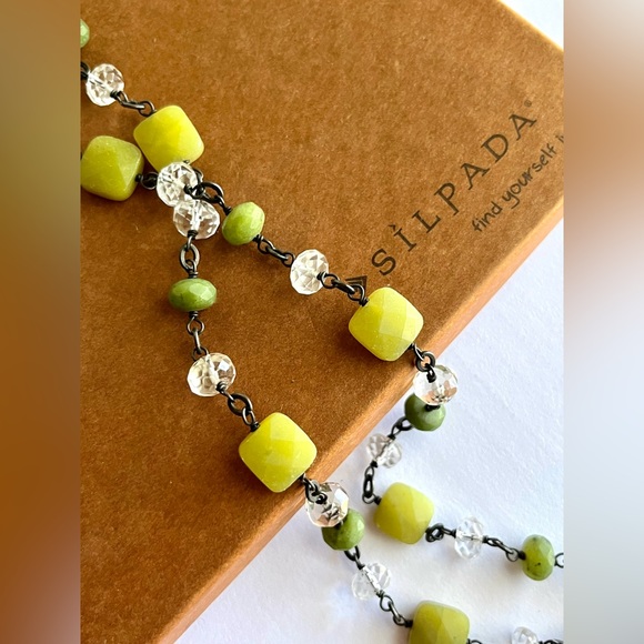 Silpada 925 Sterling Silver Canadian Olive
Jade Quartz Toggle Necklace - Picture 4 of 5